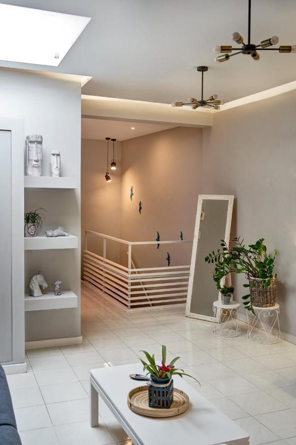 Old Town Luxury Velvet Apartment Rhodes City Exterior photo